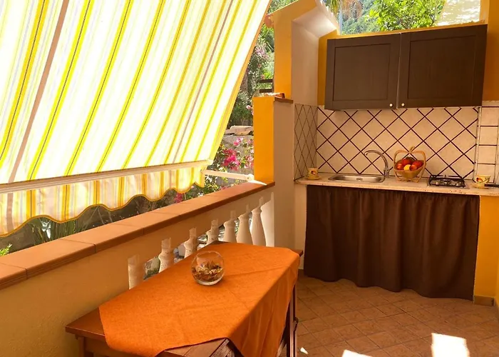 Casa Scirocco בית נופש טרופאה